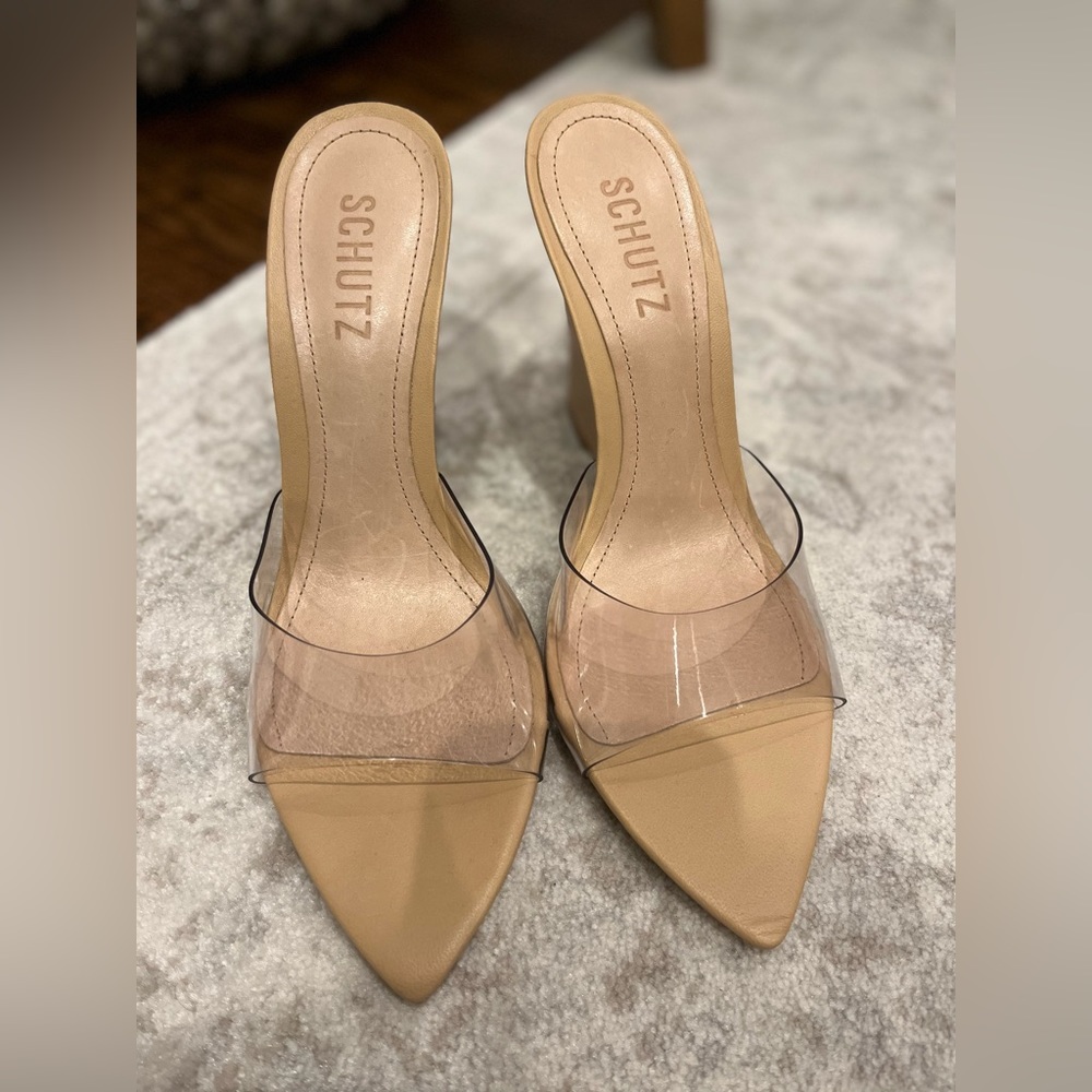 Schutz BRAND NEW Luci Wedge.